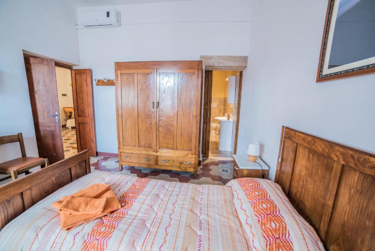 S'Apprigu B&B カブラス エクステリア 写真